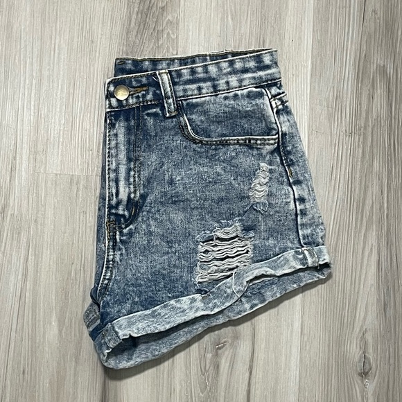 SHEIN Pants - SHEIN Ripped Raw Hem Denim Shorts